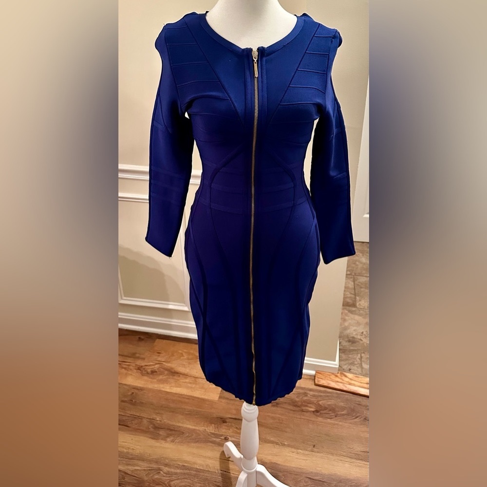 Royal blue bandage dress. Gold zipper. Long sleeve